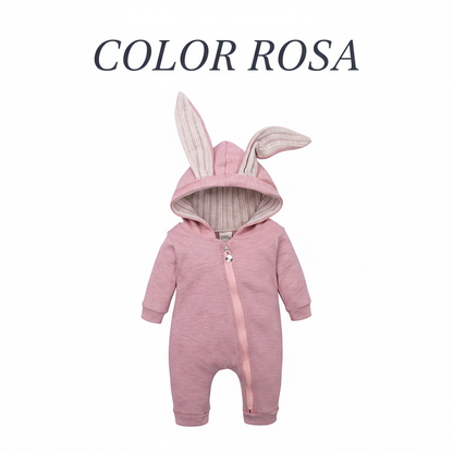 Mono de una pieza con capucha y cremallera